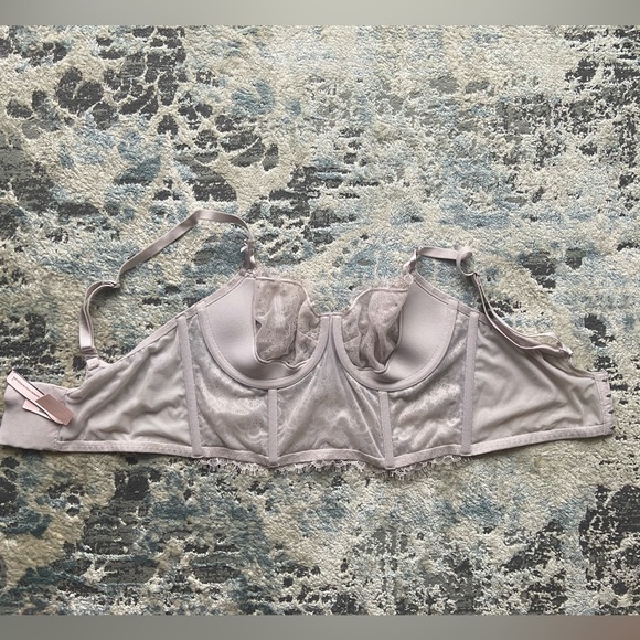 Victorias Secret Unlined Bra 36C - Picture 6 of 9